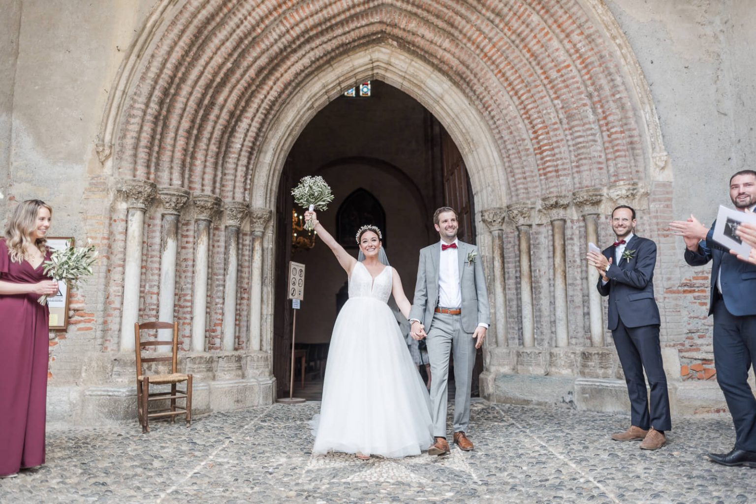 Photographe de mariage franco-canadien en Ariège à Saint Lizier