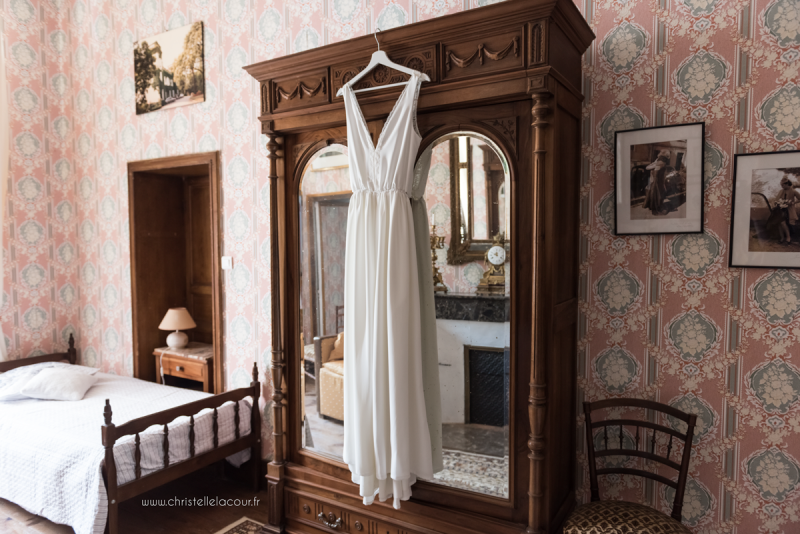 Mariage au château de Calaoué dans le Gers - le gîte, la chambre rose