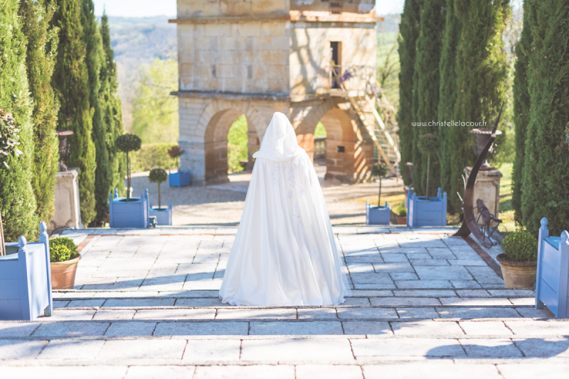 Arrivée de la mariée - mariage geek au Château de Cas Tarn-et-Garonne