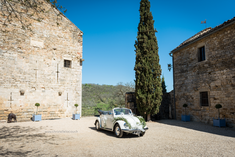 Mariage geek et voiture ancienne au Château de Cas Tarn-et-Garonne
