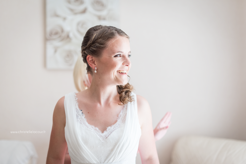 Préparatifs de la mariée dans le Tarn, mariage fun et coloré