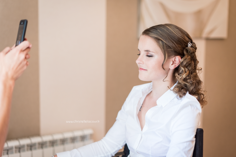 Le maquillage de la mariée par Flo S Maquillage, mariage fun et coloré dans le Tarn