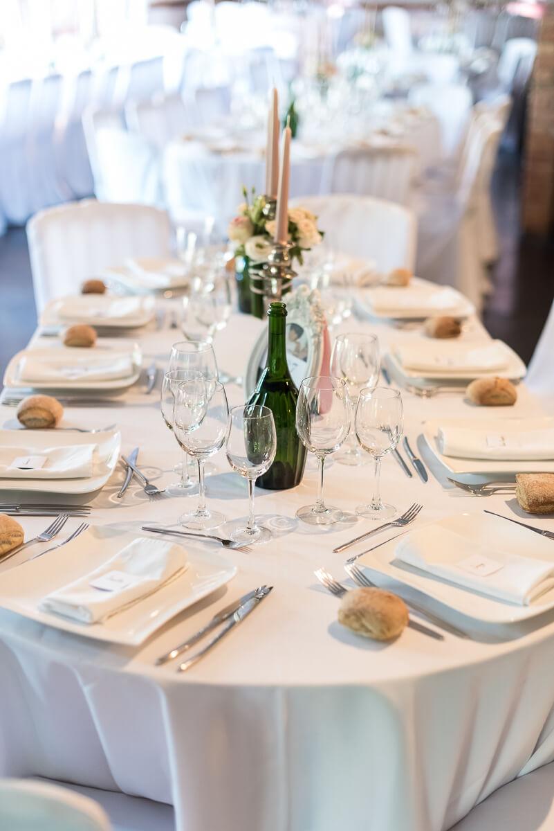 Décoration des tables au Château La Guiraude à Lavaur dans le Tarn, Christelle Lacour Photographe